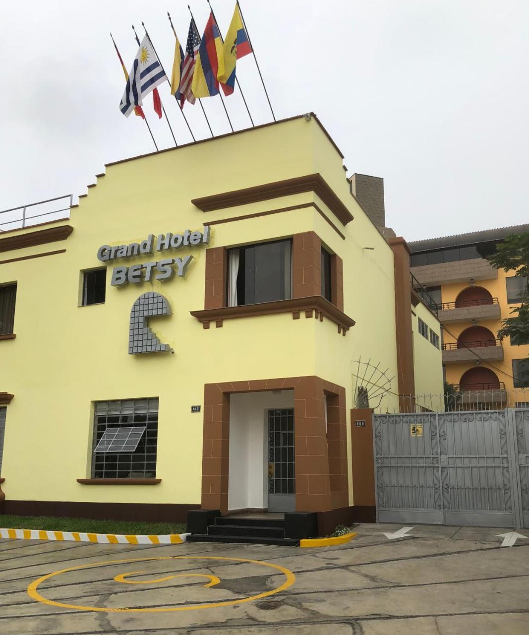Grand Hotel Betsy Lima Exterior photo