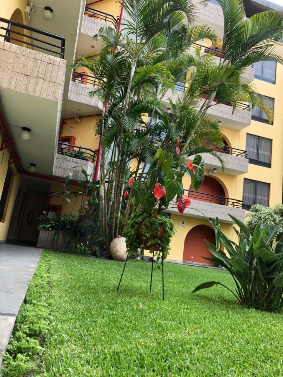 Grand Hotel Betsy Lima Exterior photo
